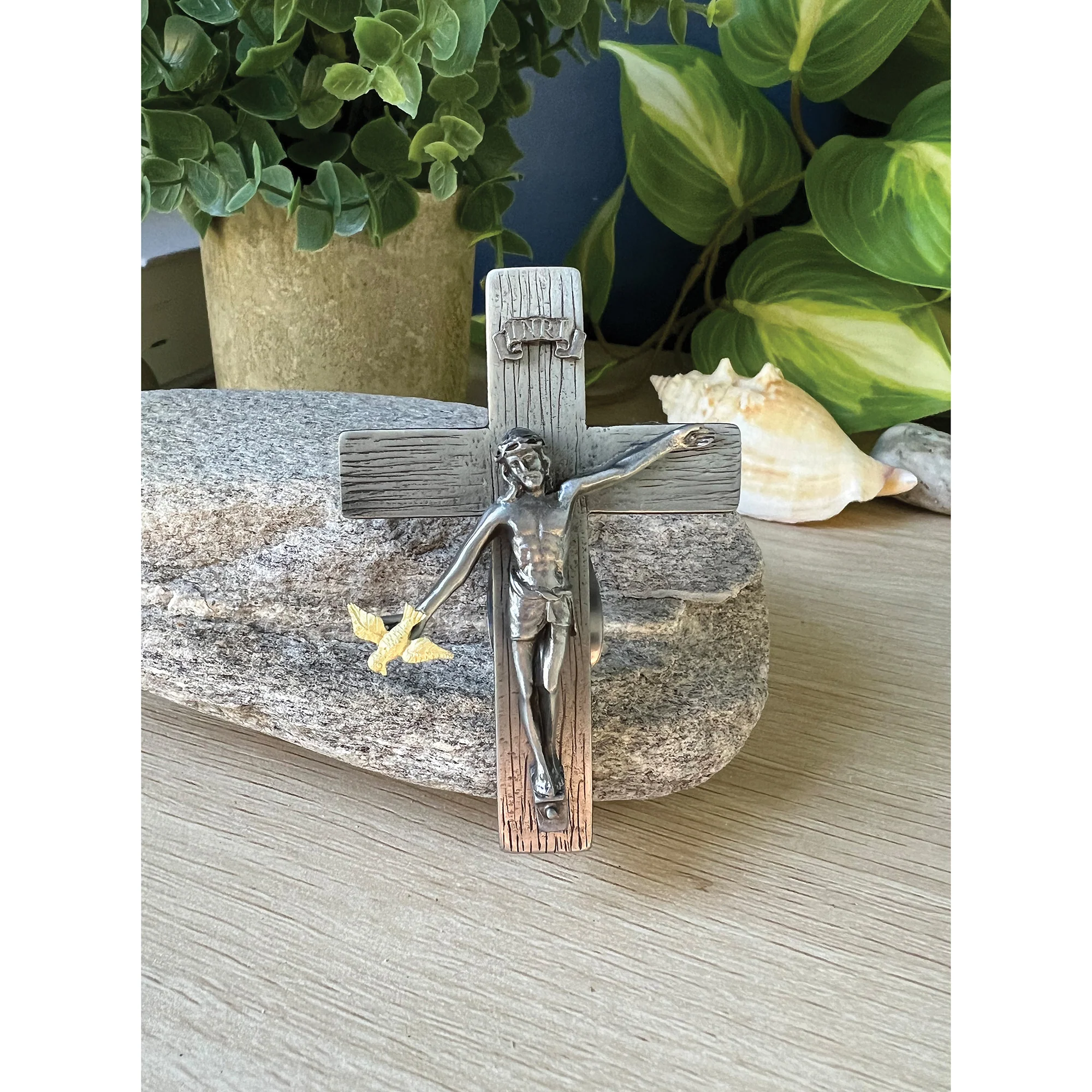 Crucifix & Holy Spirit Visor Clip