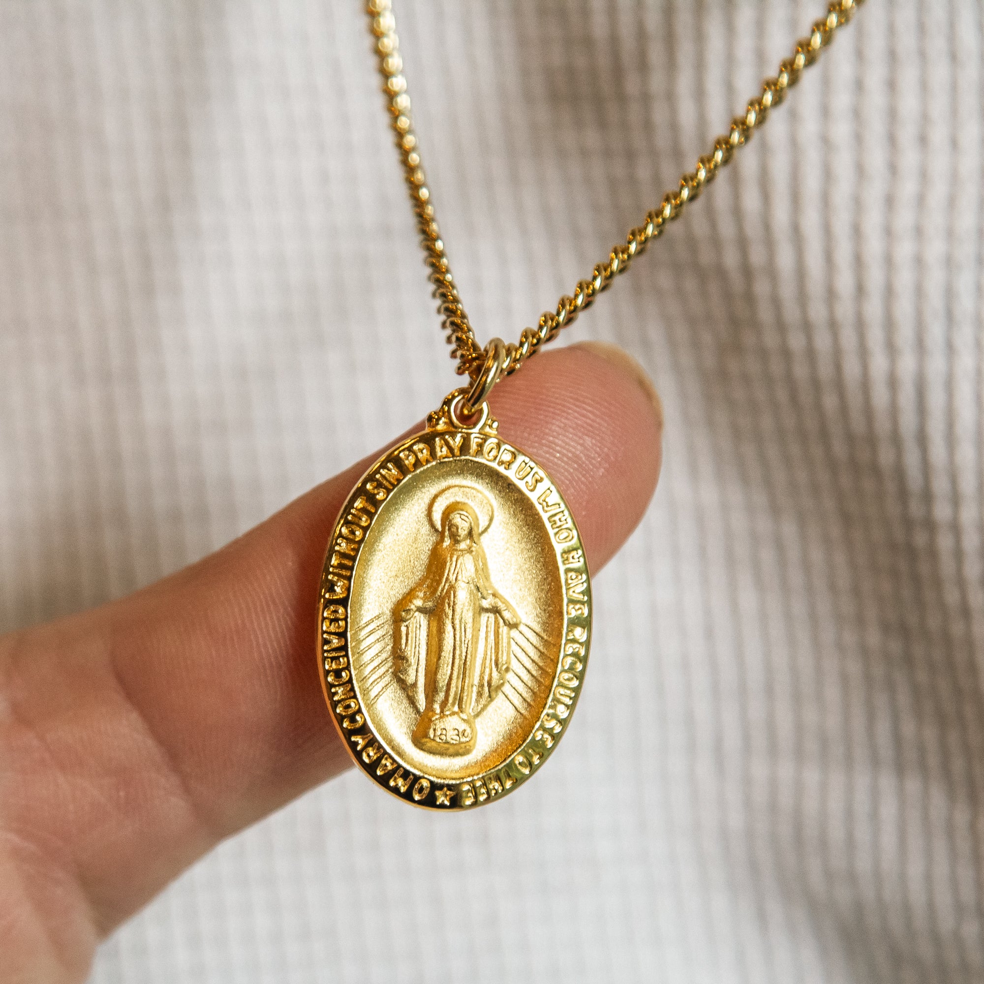 Gold/Sterling Silver Miraculous Medal on 24 inch chain - Image 2