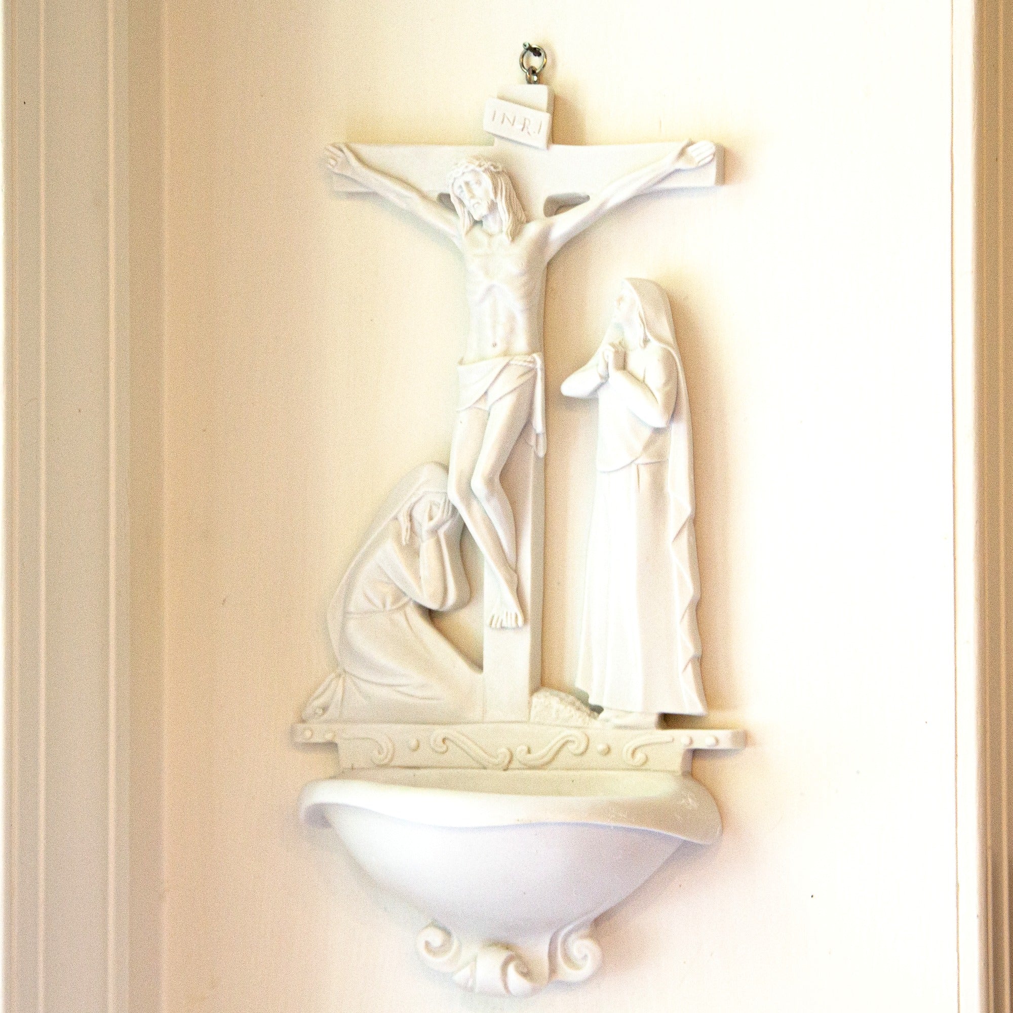 Italian White Alabaster Crucifixion Holy Water Font - Image 2