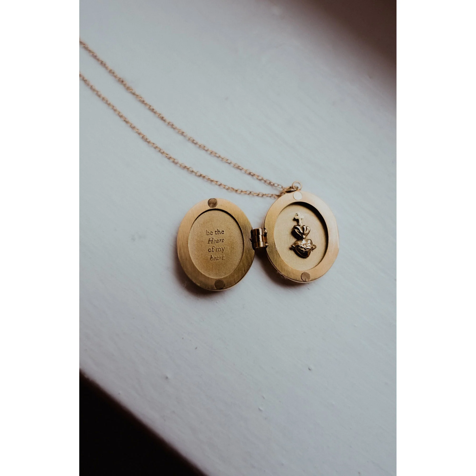 Monstrance Gold Locket Necklace - Image 4