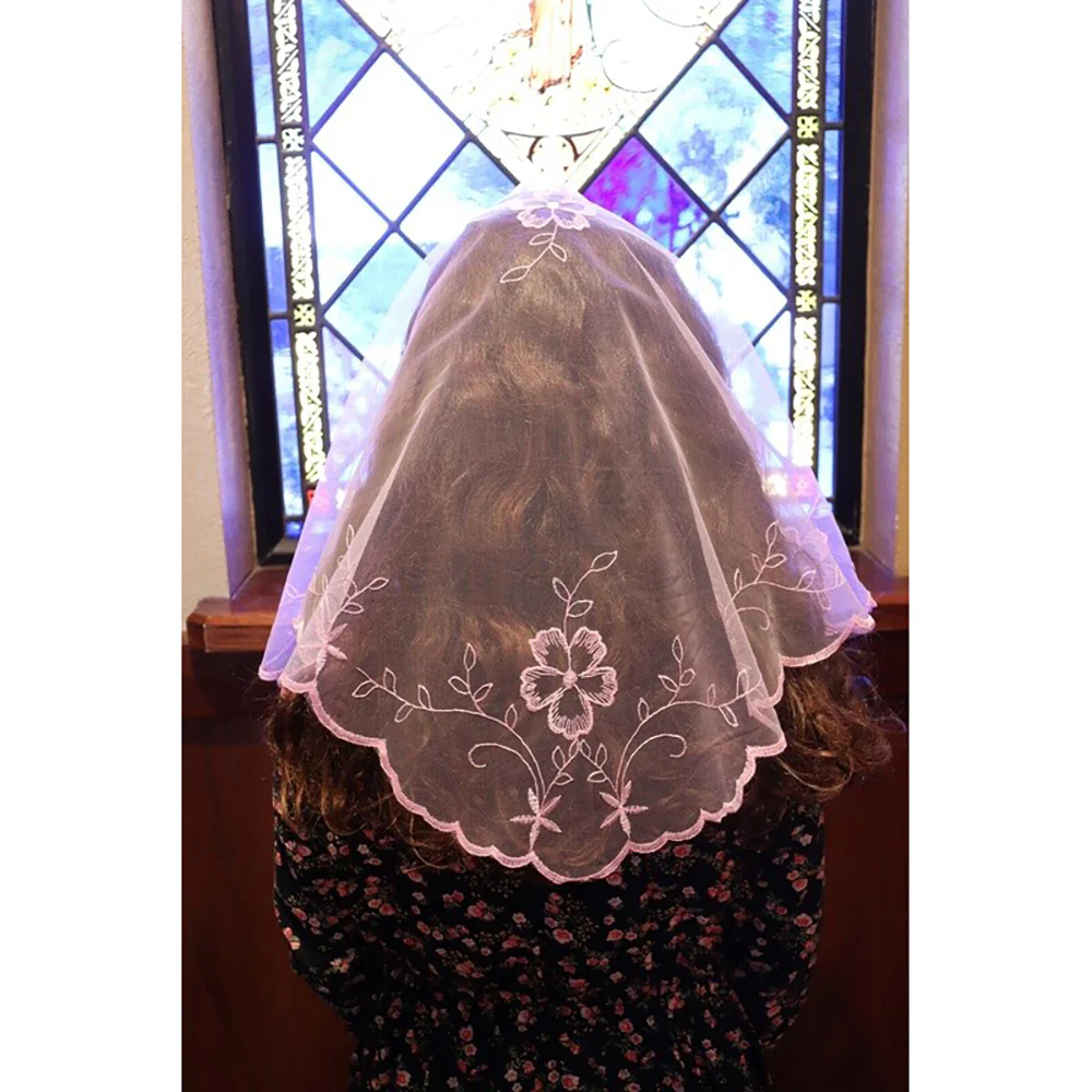 Rosa Spanish Lace Short Chapel Veil - Multiple Colors - Image 3