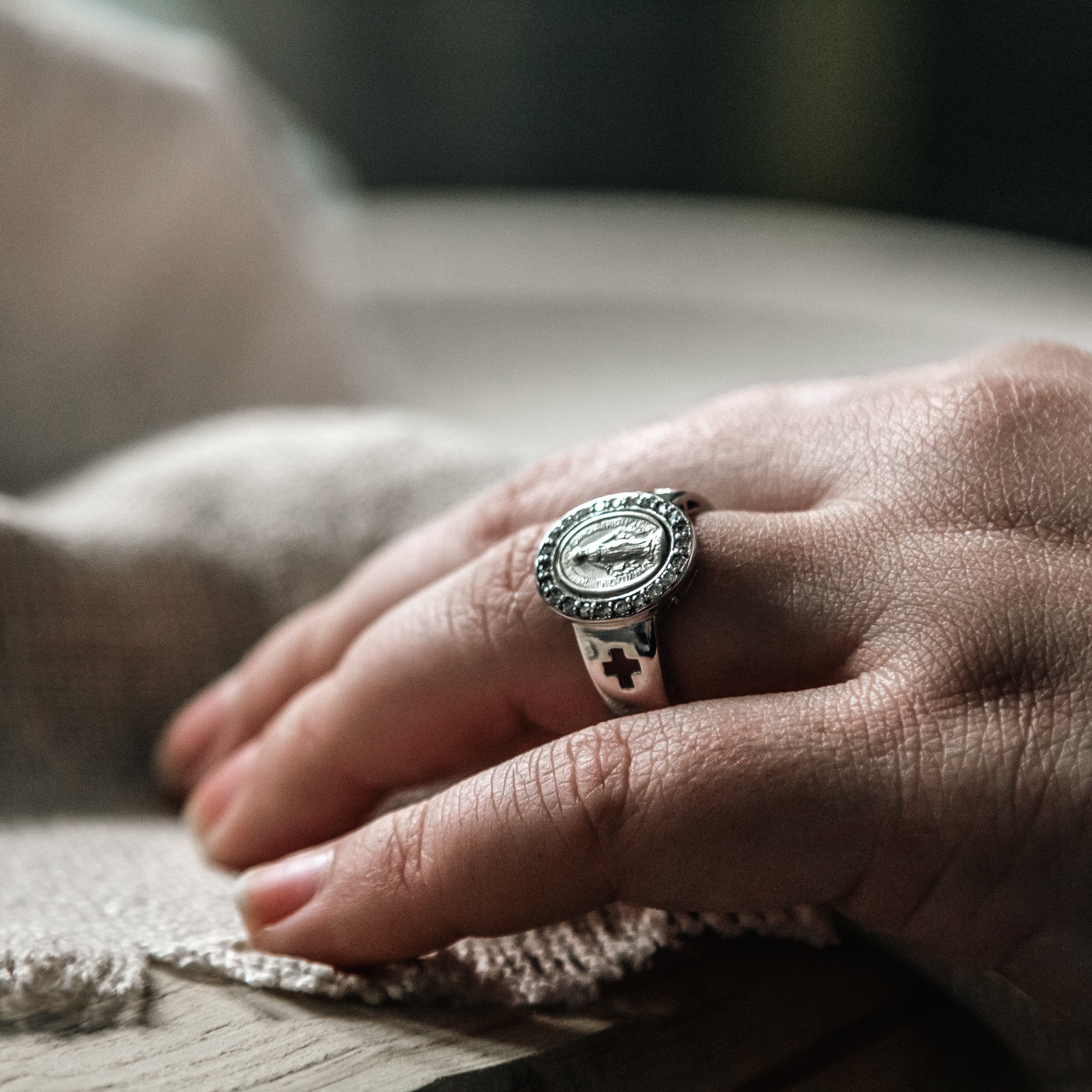 Sterling Silver Miraculous Medal Ring, w/ Crosses - Image 4